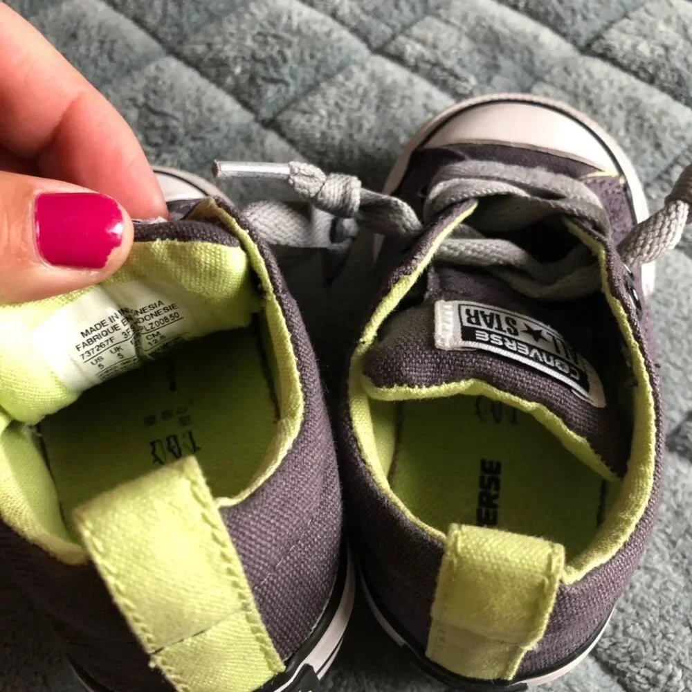 Converse Infant Size 5 Grey